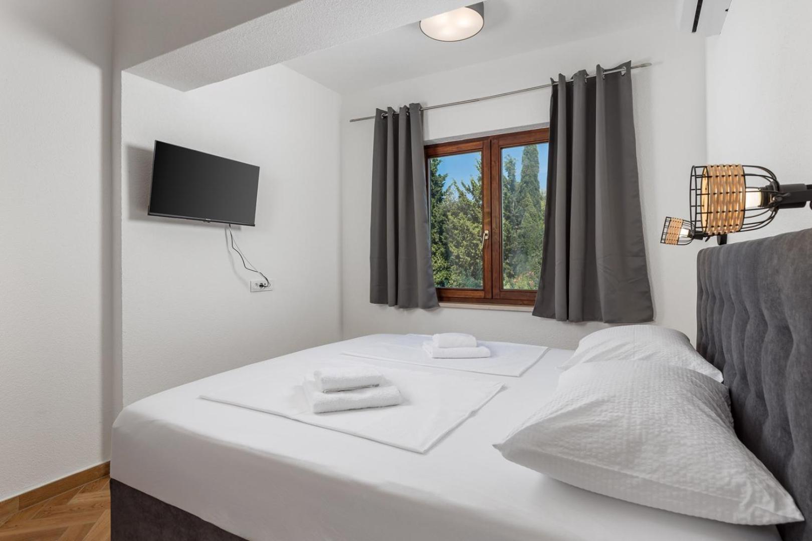אומיסאליי Apartments Jadranka מראה חיצוני תמונה